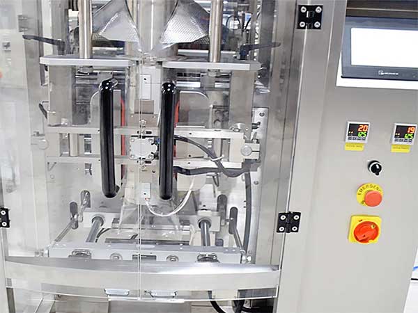 全自动粉剂向日葵视频色版下载的电气维护